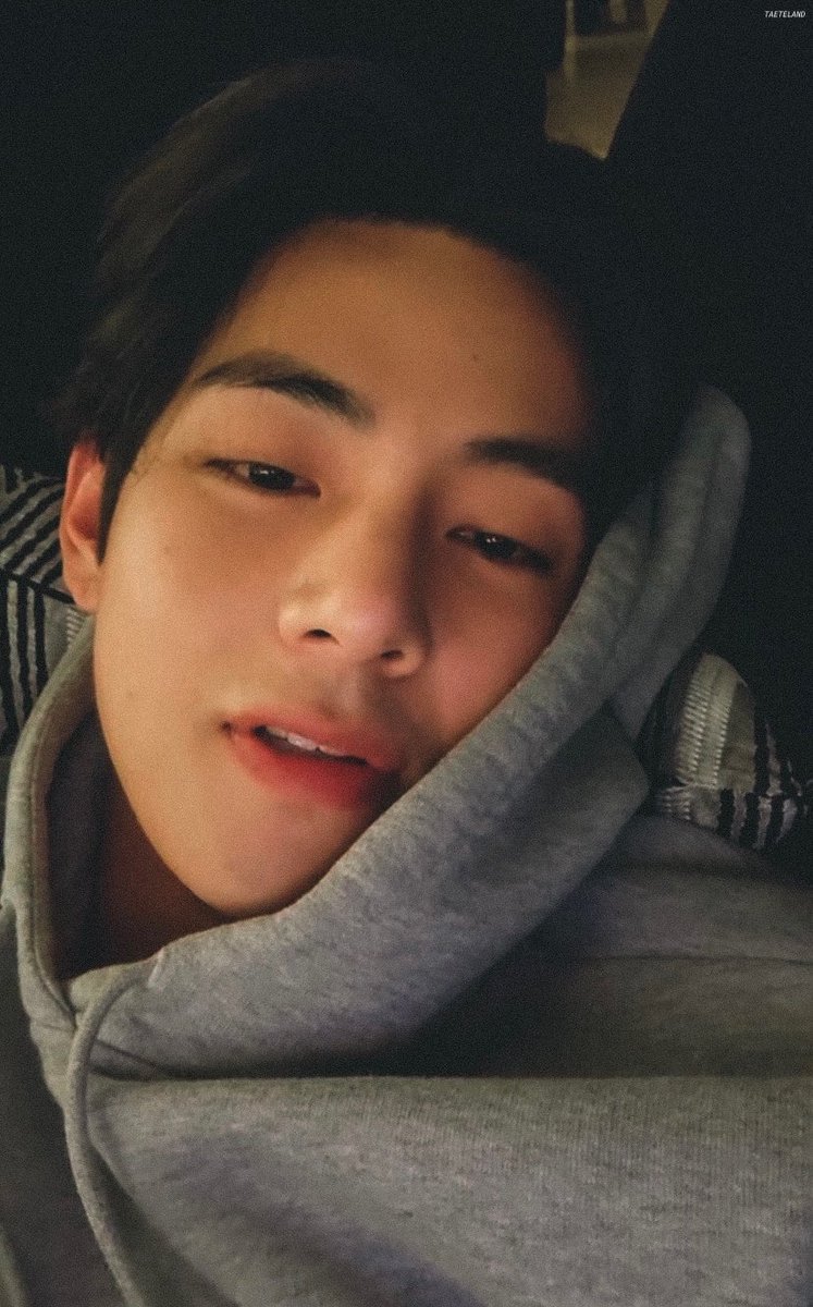 taeteland's tweet photo. taehyung’s soft smirk 😭 https://t.co/4lFsvoUPsR