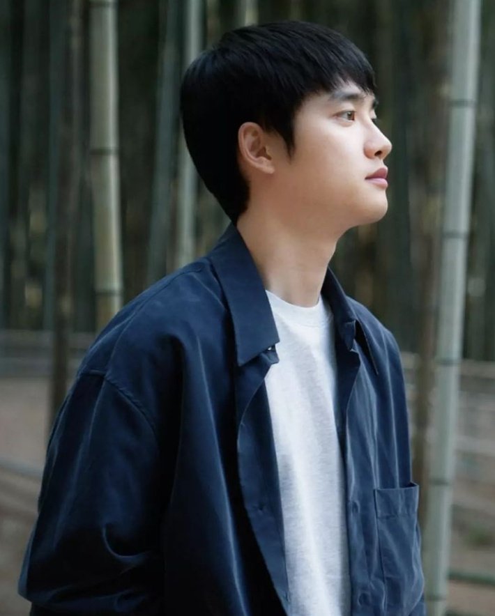 Kim39297653's tweet photo. • D.O 
#DO(D.O.) #디오 #Kyungsoo 
#엑소 #EXO @weareoneEXO @B_hundred_Hyun @layzhang https://t.co/fubLz0XQZs