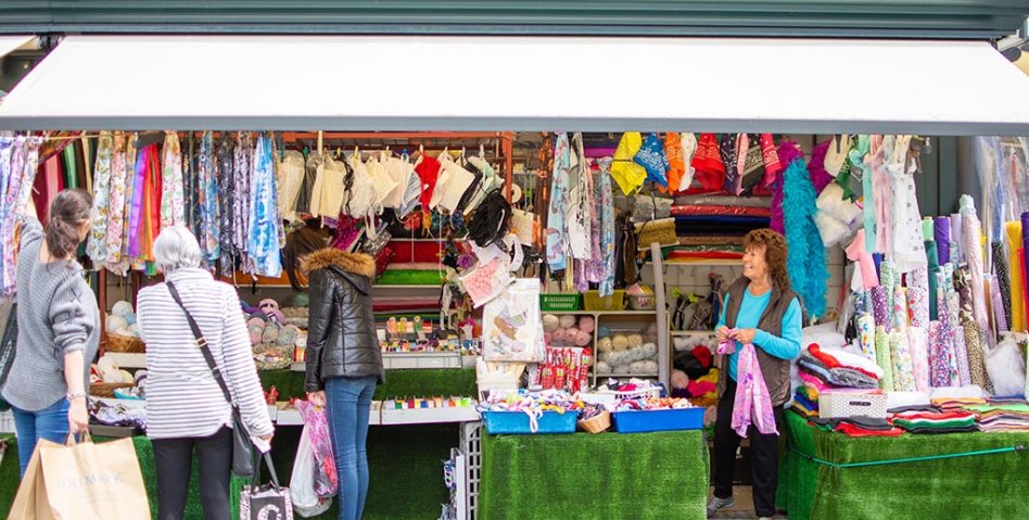 KIT’S HABERDASHERY - Fabric, trimming, buttons or lace? Whatever you’re after, Kit’s Haberdashery is sure to stock it!  An absolute Aladdin’s cave of a stall, there isn’t anything these guys don’t seem to have on hand! - Kiosk 31