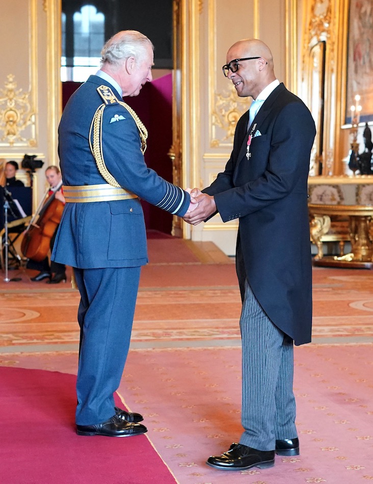 DelMody's tweet photo. Mr. Jay Blades is made an MBE (Member of the Order of the British Empire) by the Prince of Wales - at Windsor Castle 📸 @BradyBoxBrownie 🙌 https://t.co/w9zsosLUby
