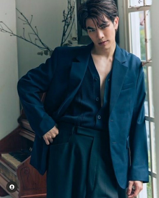 magicle__Him3's tweet photo. Oh My Man 😱 @milephakphum 💋💙💚
#KINNPORSCHE
#KinnPorcheTheseries
#MilePhakphum
#KinnPorscheEP4
#Chubbychainwork https://t.co/ihL6VrElIj
