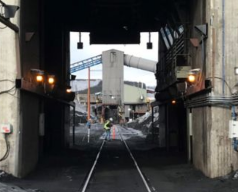 im_mining's tweet photo. .@TeckResources' #RACE21™ team recently supported installation at the #FordingRiver steelmaking #coal operation of a new @indurad #iLoadout #radar system to load #railcars faster but also safely, efficiently & accurately plus maximising available capacity https://t.co/ZTlCh9yOQY https://t.co/LJvGUl1XxO