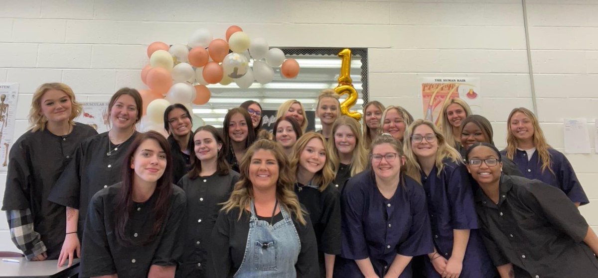 WesternAreaCTC's tweet photo. The Cosmetology students celebrated Hair Stylist Appreciation Day today. They were gifted goodie bags and donuts by Nicki @GreatClips and spent a portion of class playing Cosmetology Lingo Bingo! @GreatClipsJobs https://t.co/zKMrsMLZ87