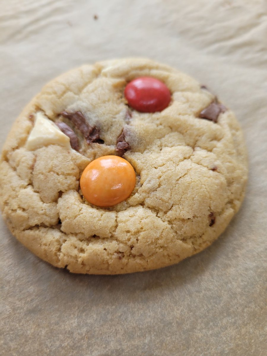 Year 8 <a href="/Tranby_school/">Tranby</a>  pupils have been baking cookies topped with chocolate pieces or left over Easter eggs. This recipe was so easy to follow and the finished products tasted amazing!