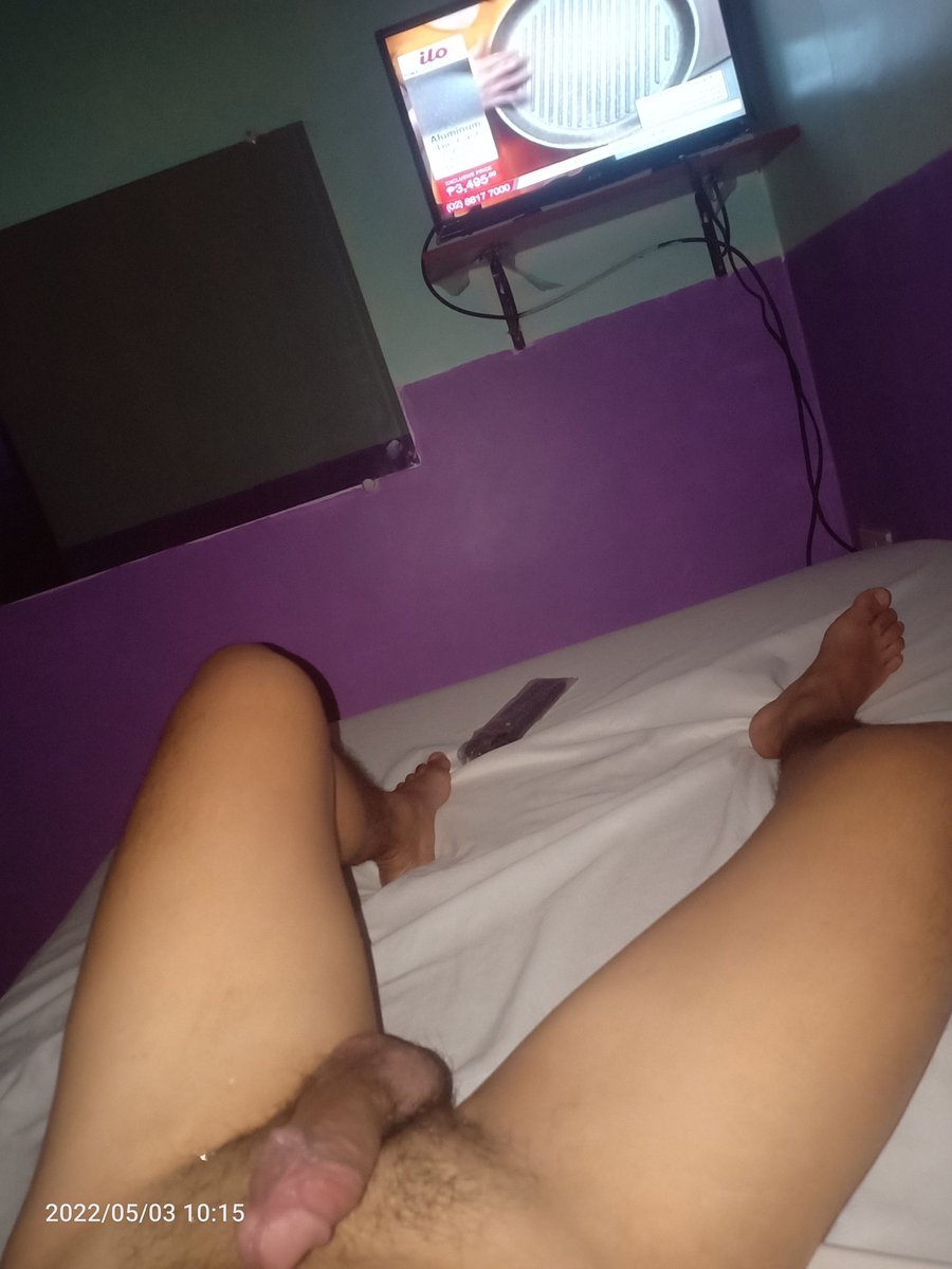 AnthonVersadaks's tweet photo. While waiting..It's been a while 😜

#alterpgdn
#buddiesInn https://t.co/H7rLICVOZ9