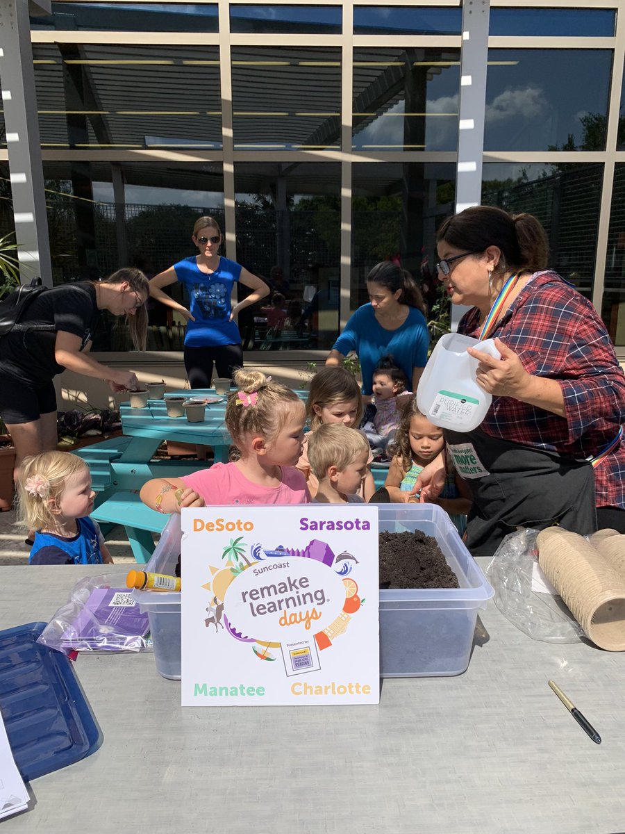 Great morning #SuncoastRemakeDays at Gulf Gate Library working with Dina from Florida Extension Services on healthy preschool nutrition from seeds to plants including all time classic A Very Hungary Caterpillar @SuncoastCGLR @CarolinaLFranco #GLReading @duda_beth