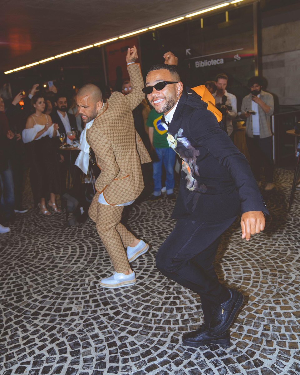 Memphis Depay tweet media