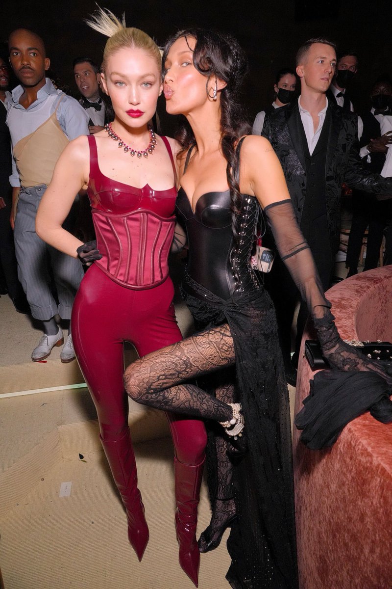 hadidfiles's tweet image. the hadid sisters at the met gala