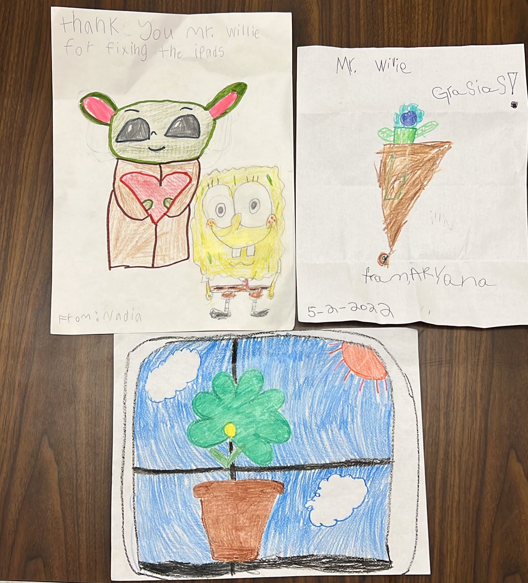 KingHoops_SA's tweet photo. This is how you start your morning off right here!!!! #educator #techtecher #TSS #NISDTECH #NISD #TeacherAppreciationDay https://t.co/nGFFNComfl