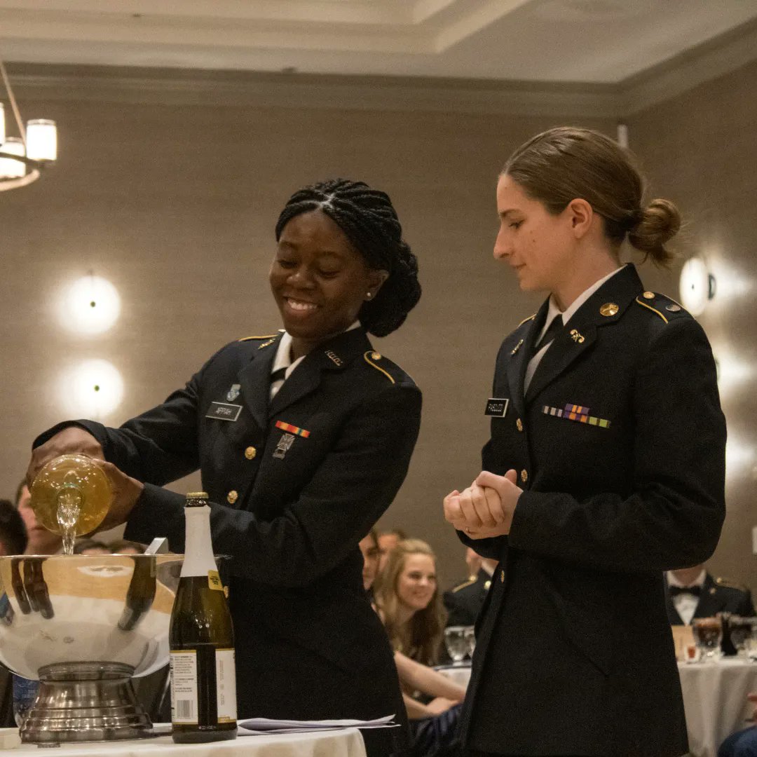 DauntlessROTC's tweet photo. (1/2) Mil Ball Spring 2022 https://t.co/080LjQvhFr
