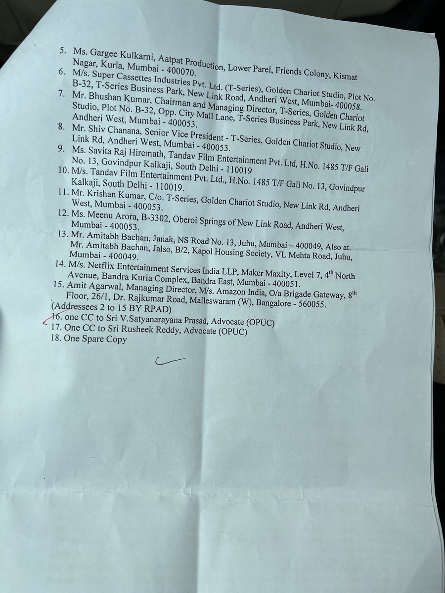 NandiChinni's tweet photo. @ZEE5India Please 
@TSeries kindly restrain #ZEE5 not to advertise &amp; stream #jhund #JhundOnZee5. Or else it considered as #ContemptofCourt  by #RESPONDENTS in #CRP1003/2022 breaching #StatusQuoOrder given by #TelanganHighCourt on 29th April.
@ZEE5India @SrBachchan @Nagrajmanjule @aatpaat https://t.co/rYRMmjensp