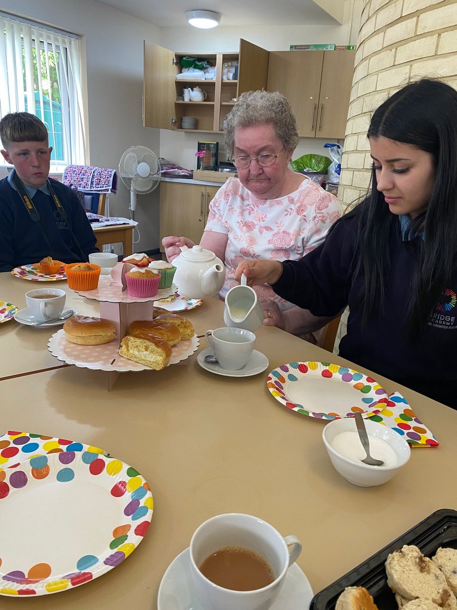 stephenson_mk's tweet photo. Some of our students from Bridge Academy visited Stonewater retirement home in Coffee Hall. They took some lovely cakes, scones and a selection of sandwiches which where enjoyed whilst playing some games and a good chin wag. 
#stephensonmktrust #schoolinmiltonkeynes #miltonkeynes https://t.co/59h9fgN2f7