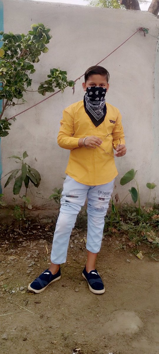 AshokAs07683137's tweet photo. Yadav chhora https://t.co/dpEbAMsG9x