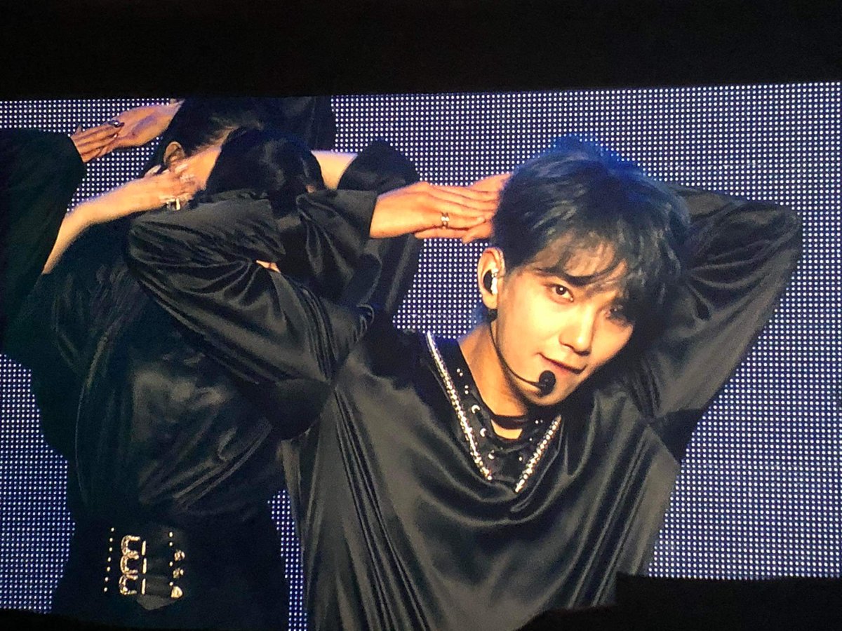 itzmebeombeom's tweet photo. Presenting 👉 Hong Jisoo 👈 [홍지수] 🙇😫 🦌   

#SEVENTEENPOWEROFLOVE #shua  #PowerOfLove  #Seventeen #CARAT  #ot13 #Joshua (조슈아) #Streamdarling ʕ•ﻌ•ʔ https://t.co/Y4ypP9yTv6