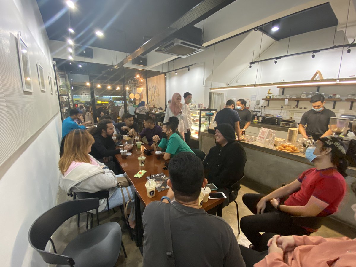 The Merchant Kelate 

<a href="/thebinarygurl/">Kiwi</a> <a href="/tigerpunksmy/">TIGERPUNKS</a> <a href="/0xKebi/">Pixelion 🦁 | KO8</a> @hambaliasri <a href="/TheShadspeare/">Wirshad</a> <a href="/FarisNishReed/">Kmock ⛓️</a> <a href="/MySekolahKripto/">Sekolah Kripto</a> <a href="/TheOinkOfficial/">oink ² || KO8 of Piggy</a>