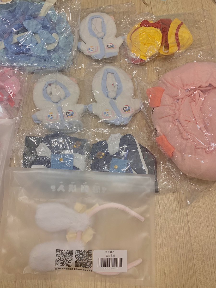 lemonhunShop's tweet photo. Tracking No. 3/5 =͟͟͞͞♡︎🧴꙳.യ
♡ ༘ ˊˎ -
ꔛ เช็ค Tracking Number
ꔛ กด “ ꒰ Tracking MAY 65 ꒱ ”
✨✋🏻 https://t.co/6Q1T3Avm2P
ขอบคุณที่มาอุดหนุนนะคะ ได้รับสินค้าแล้วสามารถรีวิวได้ที่ #.Lemon_Review ขอบคุณค่ะ ˚ ༘♡
#Lemon_Tracking https://t.co/3j75noGfop
