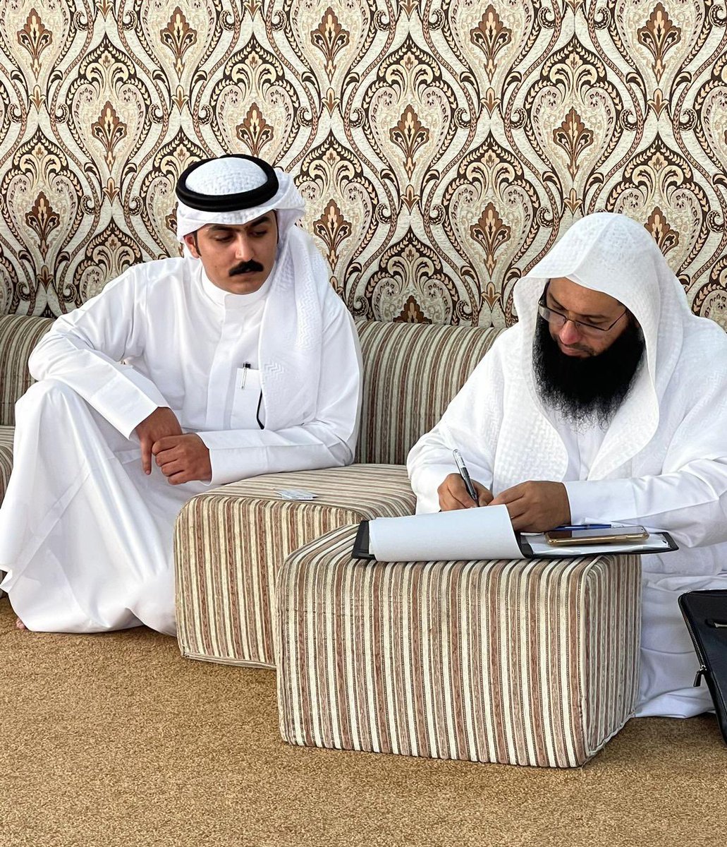 الحمد لله الذي بنعمته تتم الصالحات
تـــم بحمد الله عـقـد قـراني اليــوم

سائلاً المولى عز وجل التوفيق لي ولكم