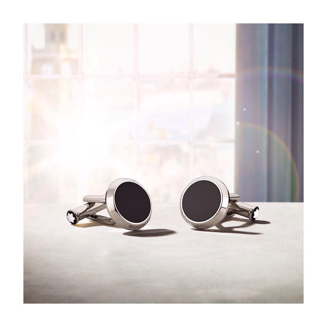 #Wedding gifts for the Groomsmen, with the renowned luxury of <a href="/montblanc_world/">Montblanc</a>.

Crafted from the finest stainless steel with classically cut black onyx jewel at their heart and the famous black and white star logo on the fastening; The Montblanc Meisterstück #cufflinks.