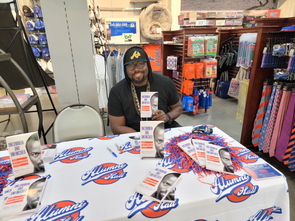 BenTroupe84's tweet photo. Make sure and go to https://t.co/gs8ZBslFY6 and pick up a copy of my book Uncommon and Unfinished The Ben Troupe Story. Appreciate all the support of everybody who already got a copy. Go get your copy now. #BeUncommonOrBeForgotten #84REASONS Its a great read. #UncommonMe RESPECT https://t.co/2Nv8FtqZoY