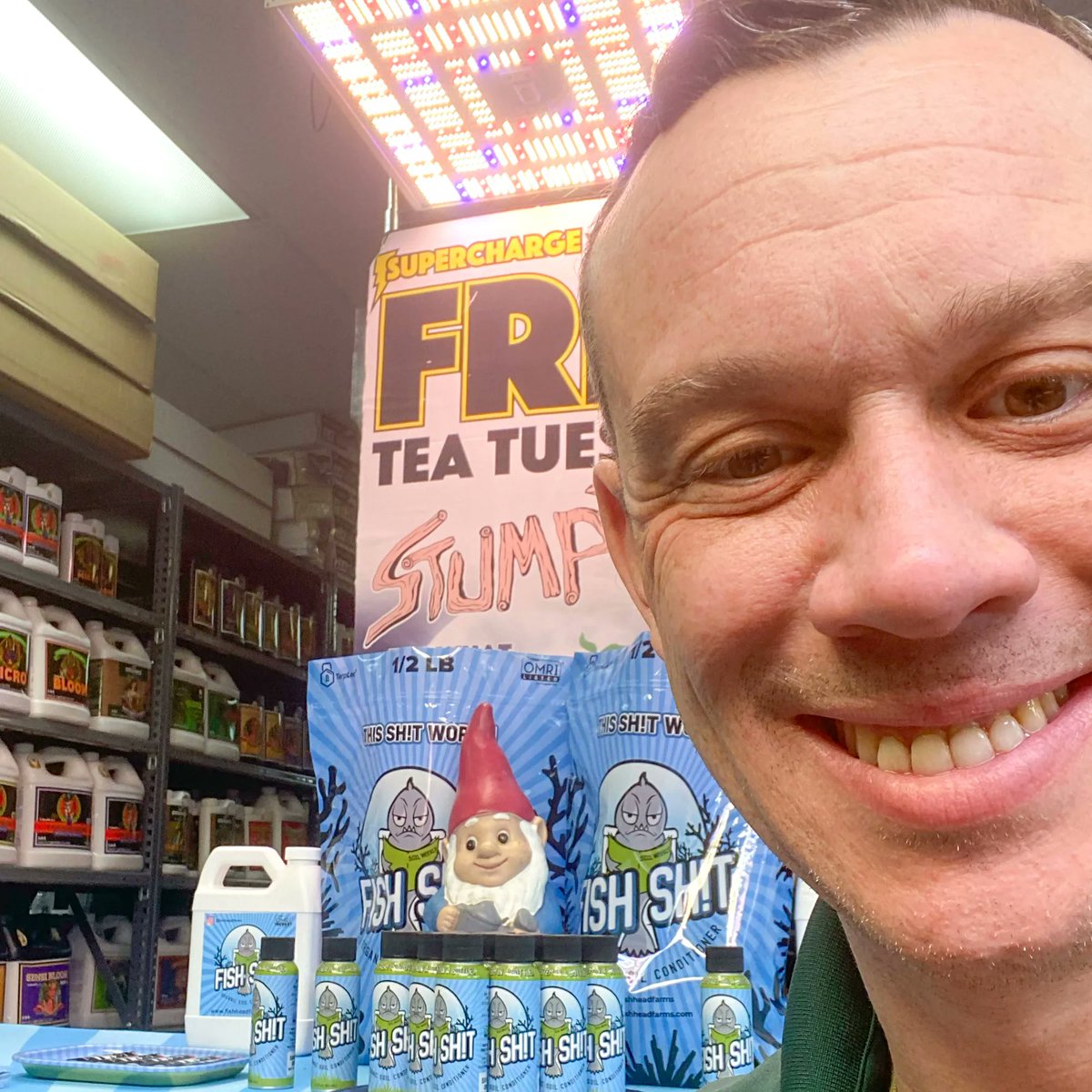 HTGSupply's tweet photo. Know what your #garden could use? Microbes. Where do you find the best microbes? Easy- @FishHeadFarms & #StumpTea are both teeming with #microbes! Swing by your #local* #HTGSupply today for #FREE Tea #Tuesday & #FHF! Your #plants will be #happy you did!
*Excludes #ShrewsburyMA https://t.co/UEVq8pmtuZ