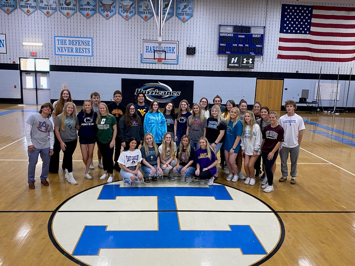 Celebrating Canes Commitment Day 2022 with our seniors! 🖤💙🖤💙