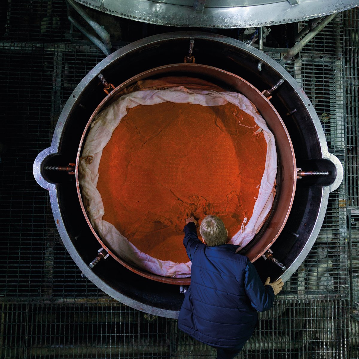 Johnstons_Elgin's tweet photo. A special kind of magic happens inside our on-site dye house. We combine science and craftsmanship to deliver colours we think you'll love.
#CashmereCollection #ScottishCraft #NaturalFibres #MerinoWool #BritishHeritage
Discover more: https://t.co/WbWdi08P76 https://t.co/ZD1FsSrbXq