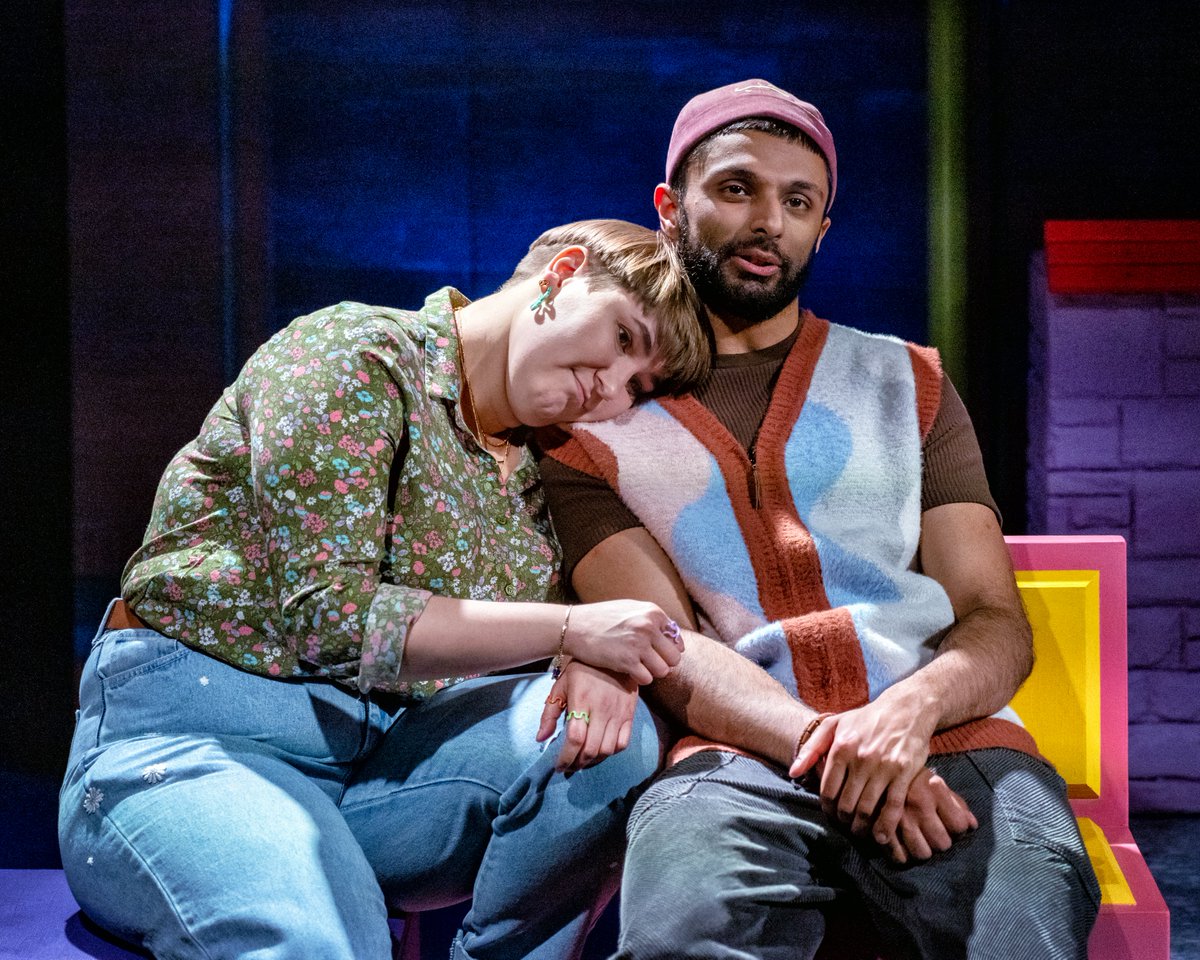 LeedsPlayhouse's tweet image. ‘Just you and me’ 
‘Me and you you and me’ 

First look 👀 at Ella (@EvaScott91) and Haseeb (@SMunawaz995) in #IWannaBeYours 🧡 with these new gorgeous production pictures.

@ziaahmedx 

📅 Until 14 May, and across Leeds from 17-28 May
🎟️ bit.ly/3vAq1fq
📸 @RoblingPix