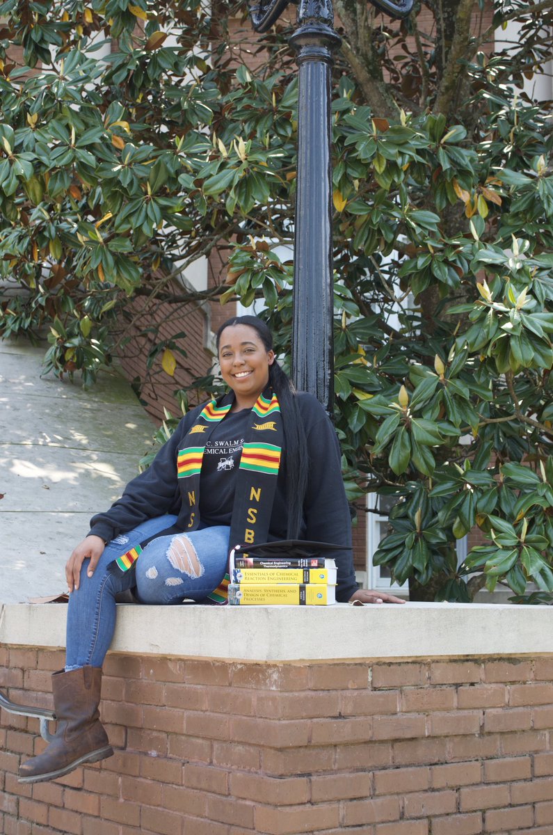 ChelseaFrancoi3's tweet photo. After 5 long years … 

I am happy to announce that I will be graduating from Mississippi State University with a B.S. in Chemical Engineering on May 13, 2022. I would like to thank everyone who believed, supported, and invested in my future!!! https://t.co/Fc9tci75DV