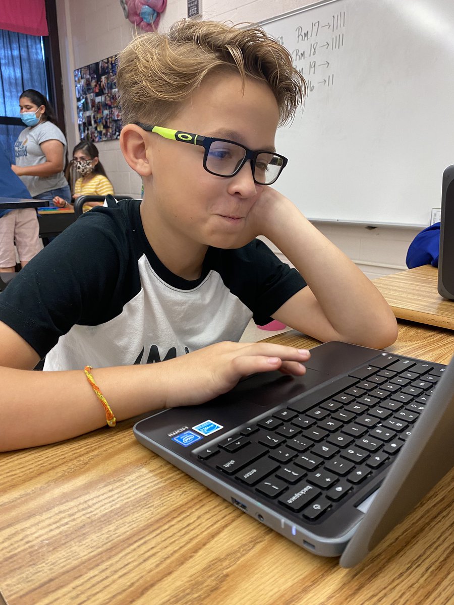 BeevilleISD's tweet photo. Digging into Math in diverse ways! Ms. Baca keeps it engaging @BISDRAH R. A. Hall Elementary! https://t.co/tRgWkCcmup