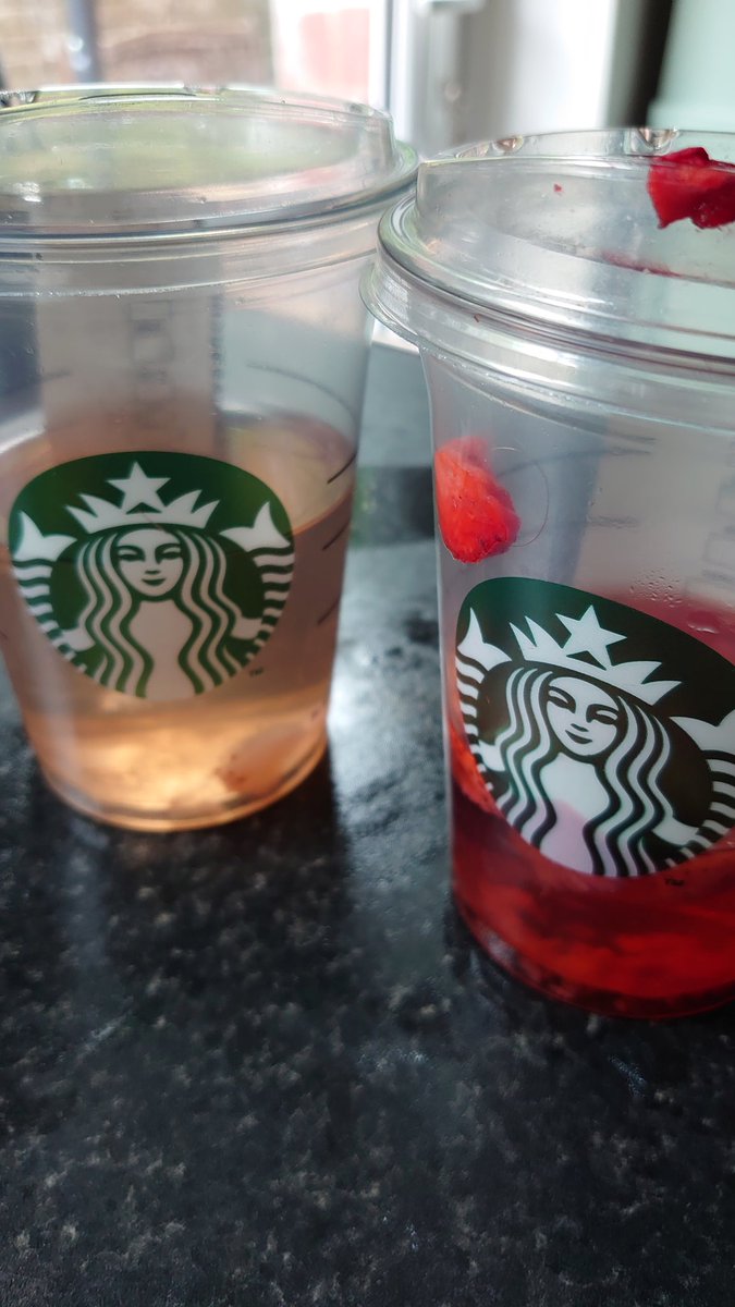 Seems to me two cups two measures...guess not all strawberry refreshers are the same, right <a href="/StarbucksUK/">Starbucks UK</a> ?