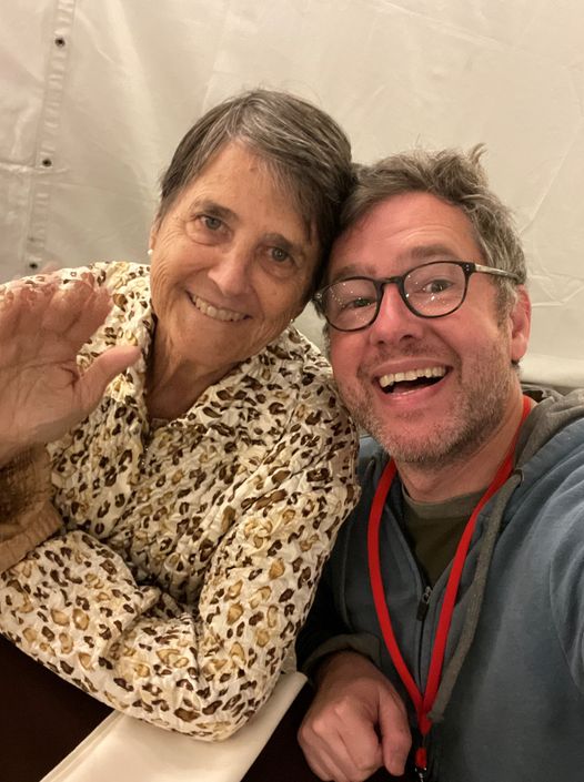 alanisnking's tweet image. Hi everyone! A dear friend’s mother went missing in Phoenix on Monday, and while most of you likely aren’t in the area, it only takes one person to help find her.

If you have information or can share this, it would be really appreciated:

azdps.gov/content/silver…