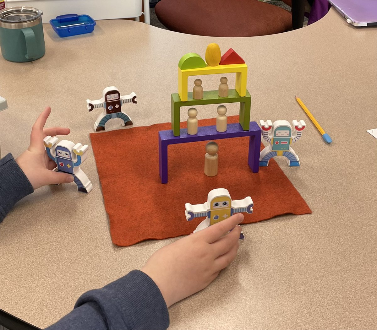 tarynhassler's tweet photo. We took the Story Bins to 5th Grade to help with their fantasy writing. They were challenged to use the same bin to create different settings. Here is one bin with a medieval castle. And the same bin as time machine for futuristic. @NobleCrossing @MissOylersClass https://t.co/K95wOveuHM
