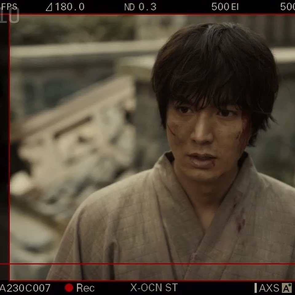 solidlmhph's tweet photo. Via IG @rebeccalee.ca: Ready?
Episode 7…
@ActorLeeMinHo
@pachinko @pachinko_tv_series
@pachinko_appletvplus
#pachinko #actorleeminho #youngkohhansu #minoz #minozworld #makeupartist #behindthescenes #makeuptrailer #leeminho https://t.co/MmYSYbZzQB