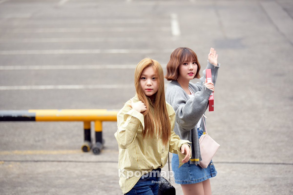 smoIviee's tweet photo. #엄지 #은하 #엄은 #비비지 https://t.co/AD6QrGTgmW