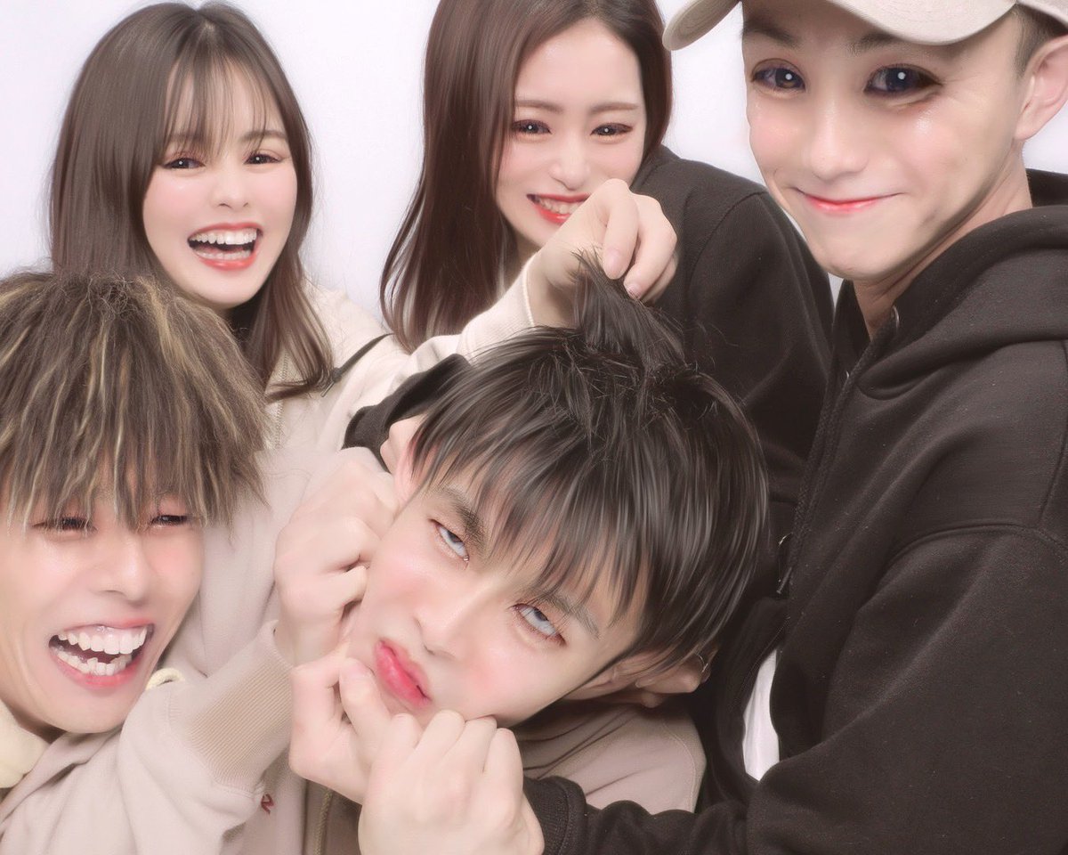 ryoka. tweet media