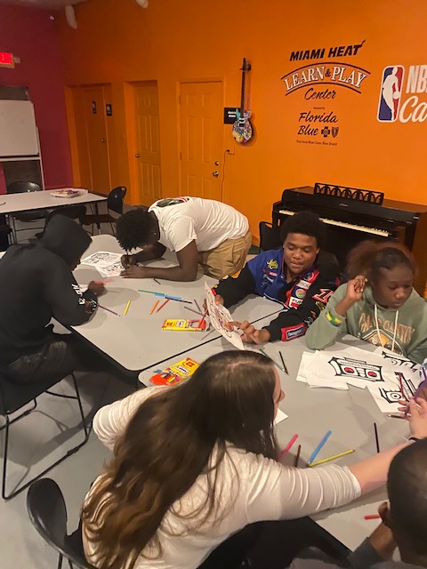 MiamiBridge's tweet image. “Life is one grand, sweet song so start the music.”

 MUSIC, ART, &amp;amp; FUN at @motivedge 
#Music #Fun #Youth #CreativeExpression