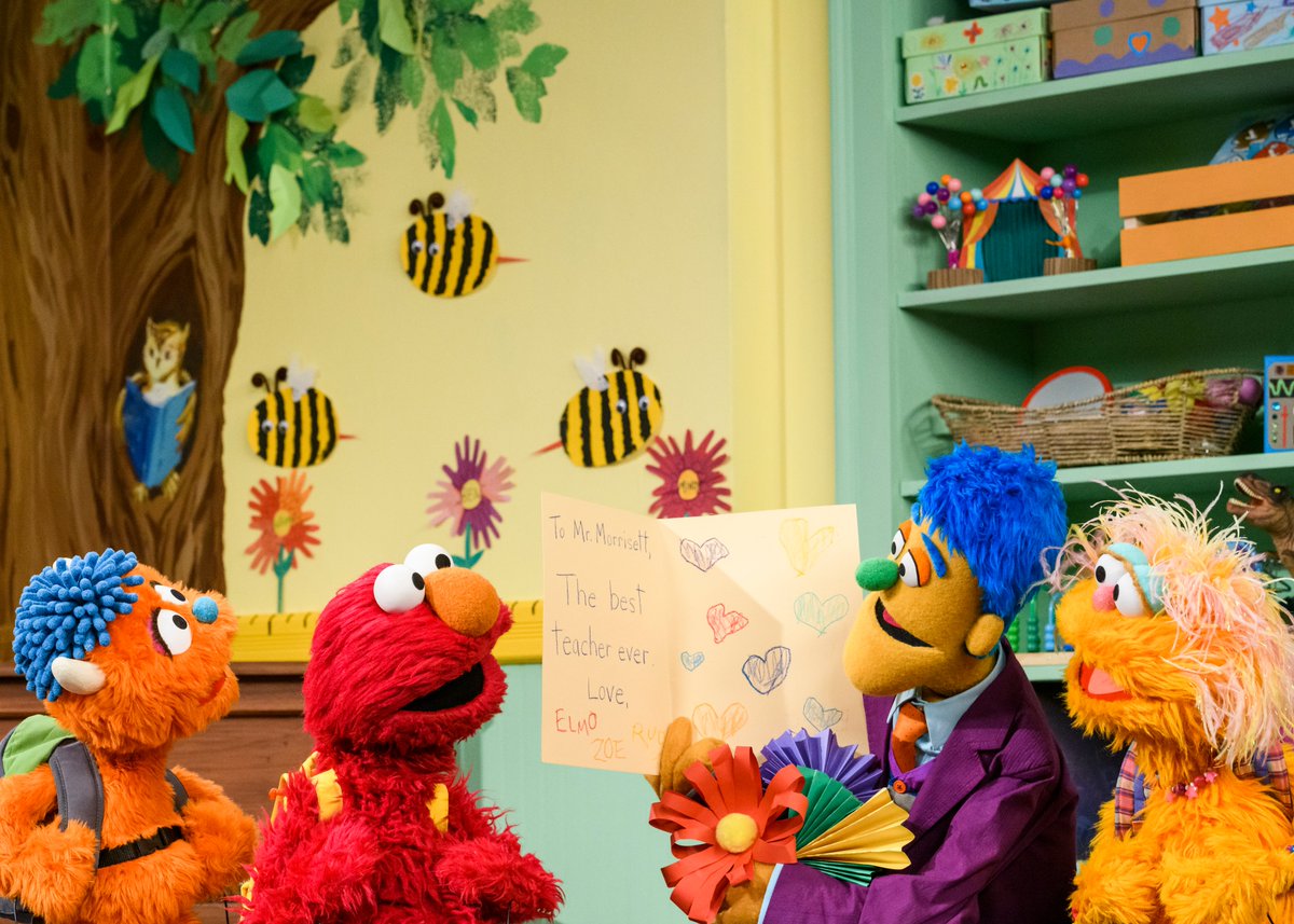 sesamestreet's tweet photo. A teacher is a friend. 
A teacher is a role model.
A teacher is a changemaker.
A teacher can make all the difference. 

From your friends on Sesame Street, happy #TeacherAppreciationDay! Thank you for all that you do. 💗 https://t.co/cNBJexdFks