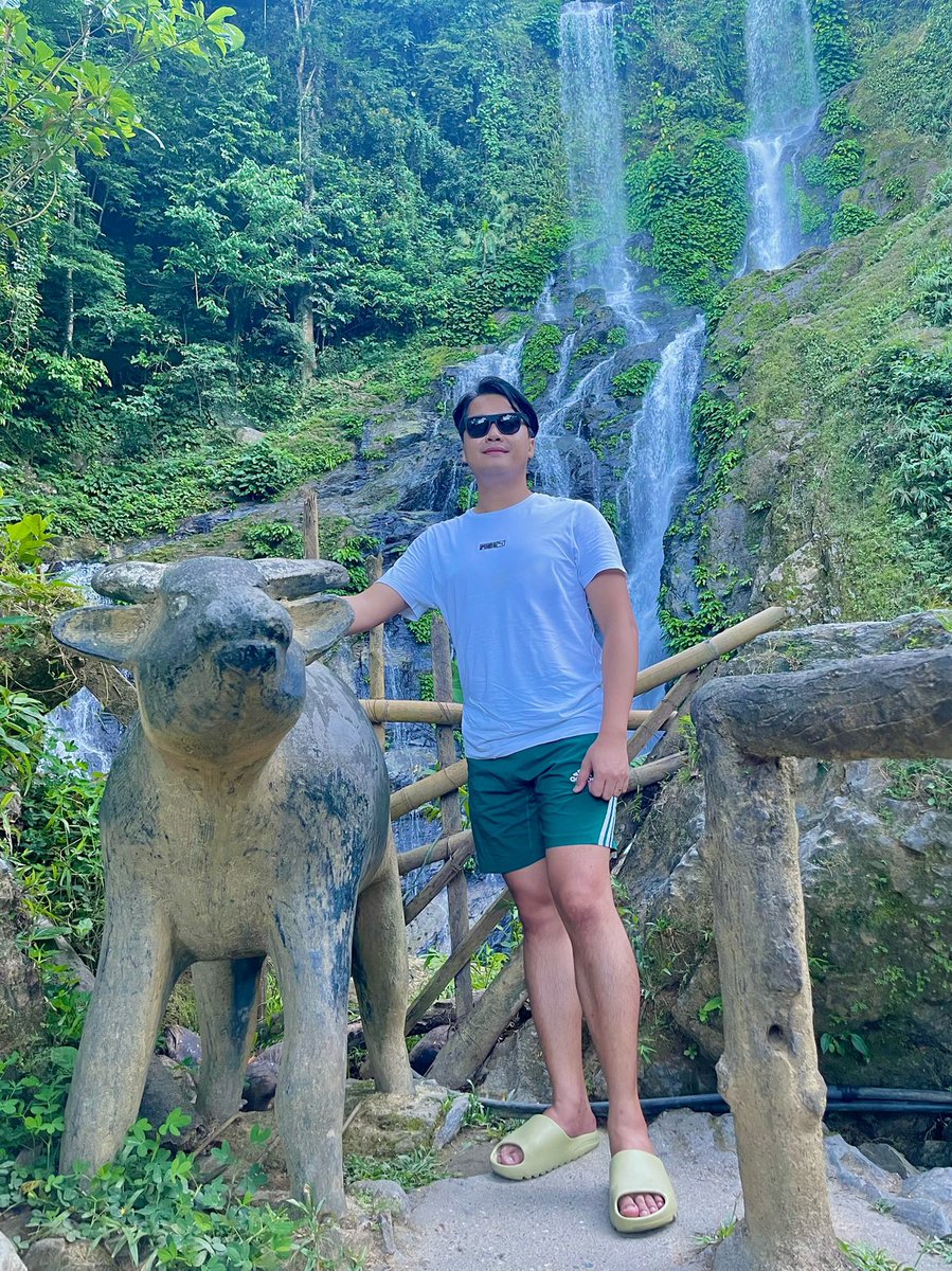 GFemril's tweet photo. Run wild and free like a waterfall. 👌🏻 https://t.co/zotAyEPbFE