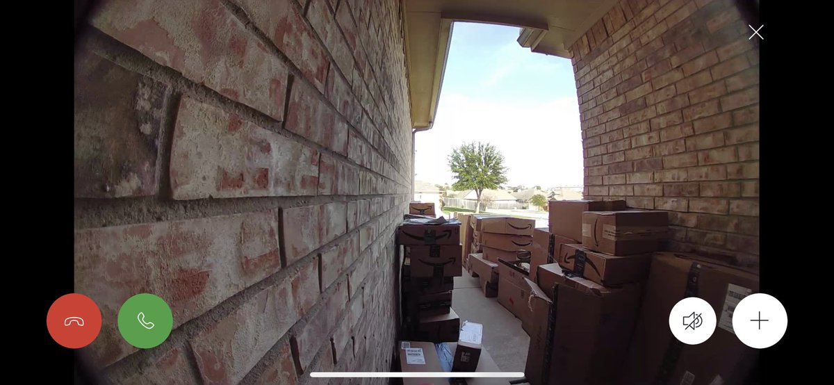 FWAbandoned's tweet photo. A few weeks ago we posted a plea for #dogfood because the cupboards were bare. #YouUnderstoodTheAssignment  #Thankful #thankyou 🙌🏼🙌🏼🙌🏼❤️🐶🐾🐾  #RescueDogs #AdoptDontShop #dogsoftwitter #dogsoffortworth https://t.co/gQ4As07BQR