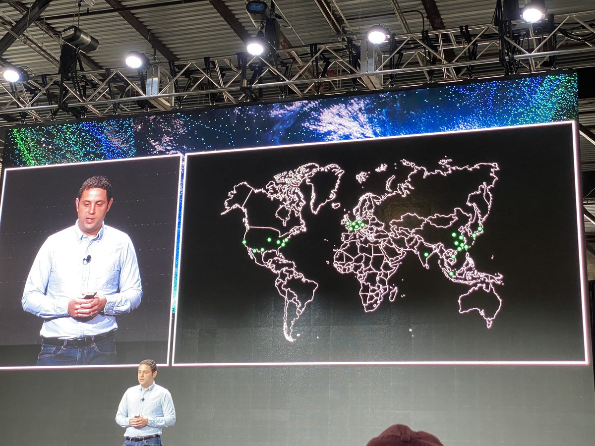 olegshilovitsky's tweet photo. Interesting data point - @formlabs supply chain #digitalfactory22 https://t.co/Hhugtd5ef8