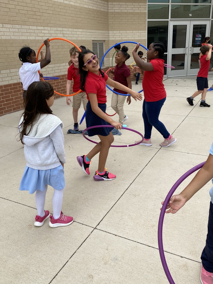 H is for Hula Hoop! We are having a blast with our ABC Countdown in 2nd grade @MrsReynoldsTX <a href="/ms_ochulo/">Beatrice Ochulo</a> <a href="/MathinThePark/">Anna Park</a> <a href="/Cockerhame/">Eric Cockerham</a>