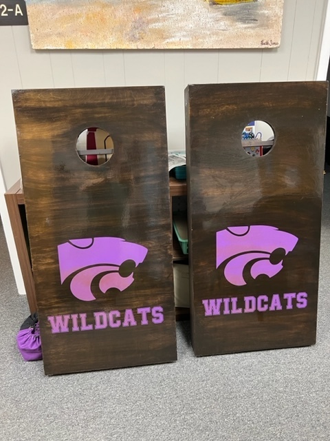 WMSSteamAcademy's tweet photo. WMS Archery will be raffling these boards off this afternoon! Stay tuned to find out if you won or not! Tickets were assigned to those who donated $20 or more per day towards a students calendar. Thank you to for all of the love and support that has been brought to this team! https://t.co/phawdV4dvI