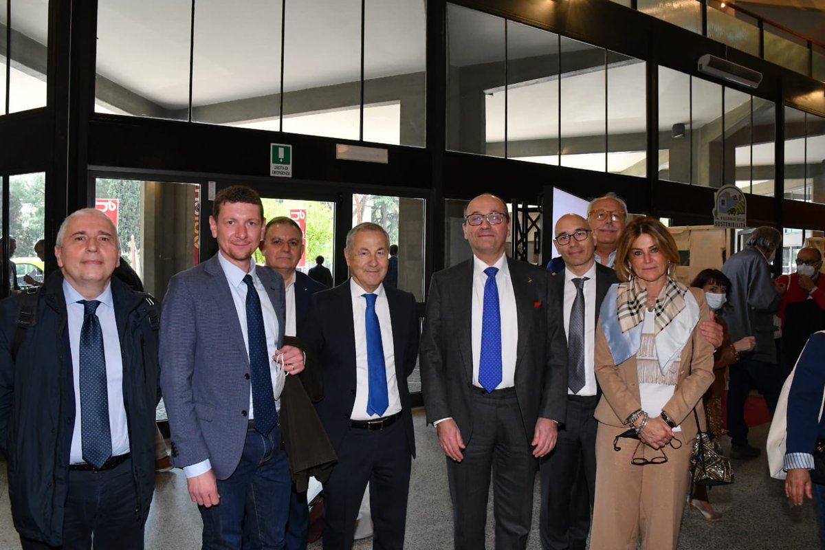Cisl_Lazio's tweet photo. Enrico Coppotelli apre i lavori del Congresso Nazionale Adiconsum a #Roma dando il benvenuto del Territorio #Lazio ai Delegati e agli Ospiti:”Oggi siete in tanti e venite da ogni parte d’Italia.Benvenuti nella nostra Regione,benvenuti nella Capitale del mondo,benvenuti a Roma” https://t.co/Soedjhbn4M