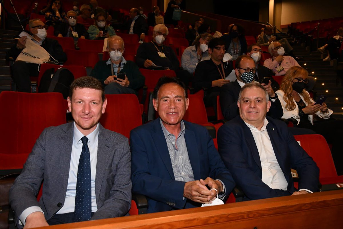 Cisl_Lazio's tweet photo. Enrico Coppotelli apre i lavori del Congresso Nazionale Adiconsum a #Roma dando il benvenuto del Territorio #Lazio ai Delegati e agli Ospiti:”Oggi siete in tanti e venite da ogni parte d’Italia.Benvenuti nella nostra Regione,benvenuti nella Capitale del mondo,benvenuti a Roma” https://t.co/Soedjhbn4M