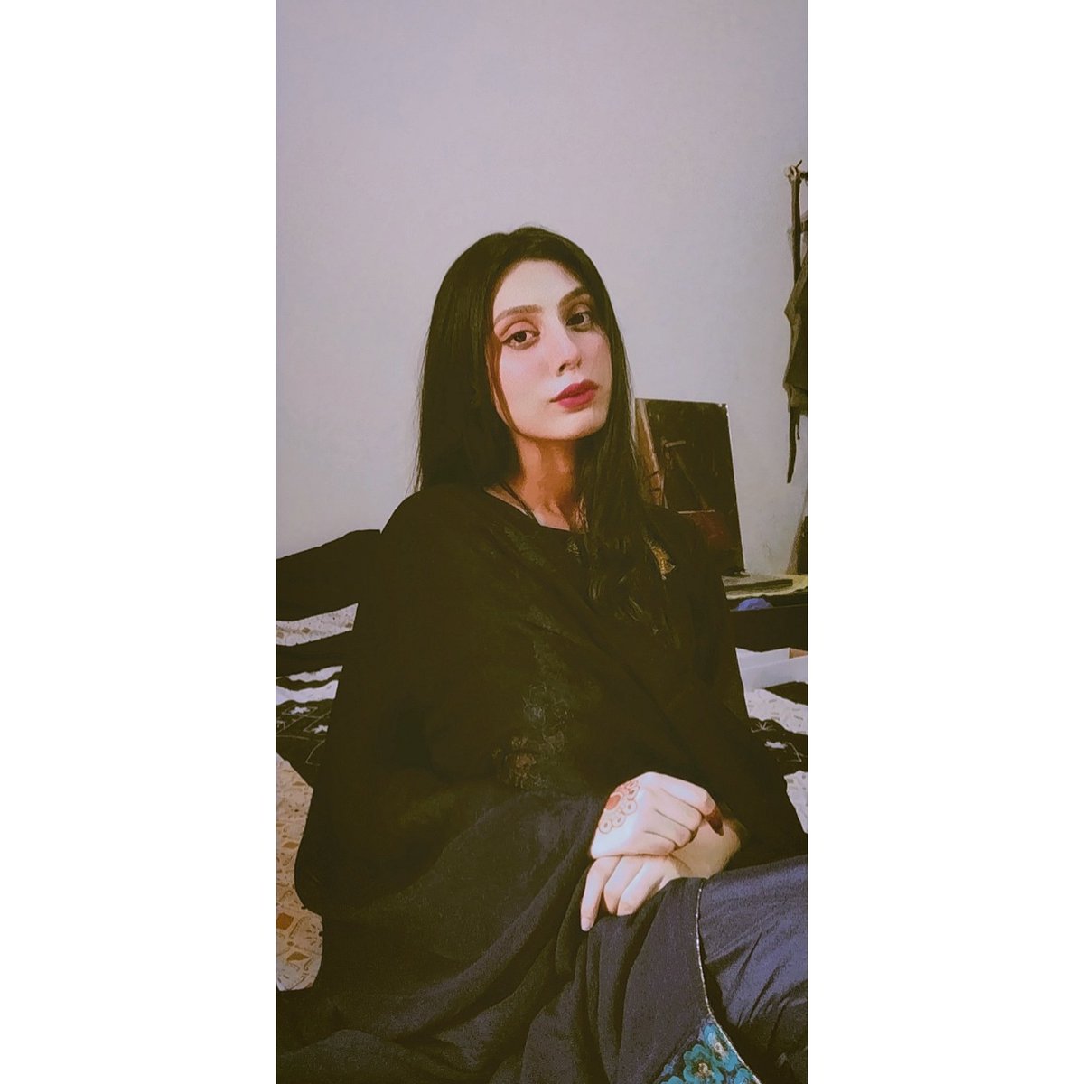 _Laraib_fatima's tweet photo. wishing ya'll a blessed EID-UL-FITR❤️ https://t.co/hDTuxKSqf2
