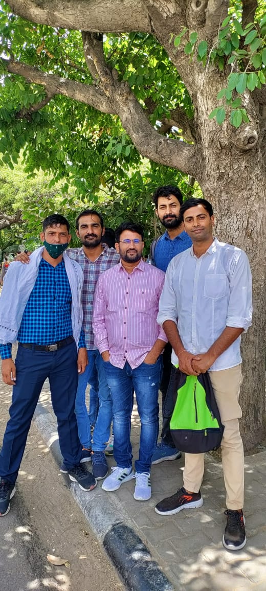 TheUpenYadav's tweet photo. ओबीसी आरक्षण की विसंगतियां दूर करवाने को लेकर 5 मई को होने वाले आंदोलन की तैयारियां पूरी हो चुकी है l
परमिशन के साथ-साथ टेंट पानी की व्यवस्था भी कर दी गई है l
ओबीसी के सभी युवा साथियों से एक बार फिर अपील है कि 5 मई सुबह 10 बजे शहीद स्मारक ज्यादा से ज्यादा संख्या में पहुंचे l https://t.co/4AuK5c2aeL