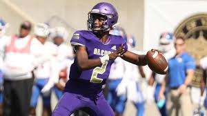 BrunswickFB's tweet photo. First HBCU in the doors to recruit our Brunswick High Pirates! Thank you @ALCORN_COACHJP @AlcornFootball for checking out our student-athletes! See you back at practice today! 🟦🟨🏴☠️☠️⚓️ #AllAboutTheFamily #PiratePride #RecruitBHS #StopByTheHigh https://t.co/4hc0oCyB9E