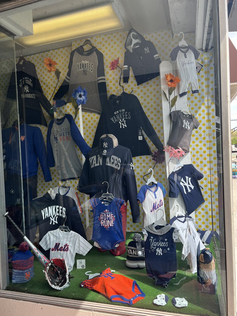 Stans_Hoboken's tweet photo. Our windows are getting a fresh new look today! @CityofHoboken #newlook #retailwindow #springgear https://t.co/zm6VurhMdK