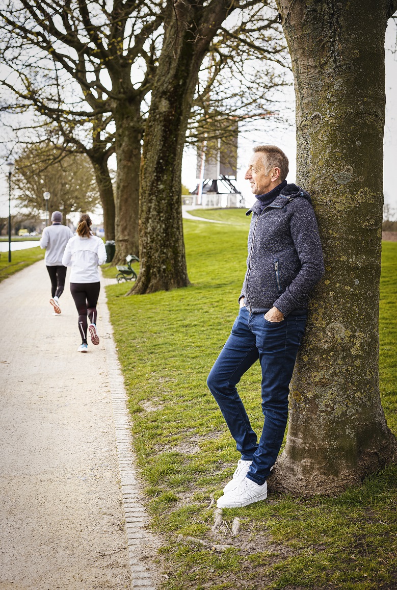StadBrugge's tweet photo. 🏃‍♀️🏃‍♂️Na een coronapauze is het op zondag 8 mei opnieuw tijd voor een volwaardige editie van 'Engie Dwars door Brugge'.
🗞️In het Stadsmagazine (p. 34) vertelt parcoursmeester Paul over de organisatie van deze mooie loopwedstrijd: https://t.co/fKleaTktR6 https://t.co/8GXvjPrpNy