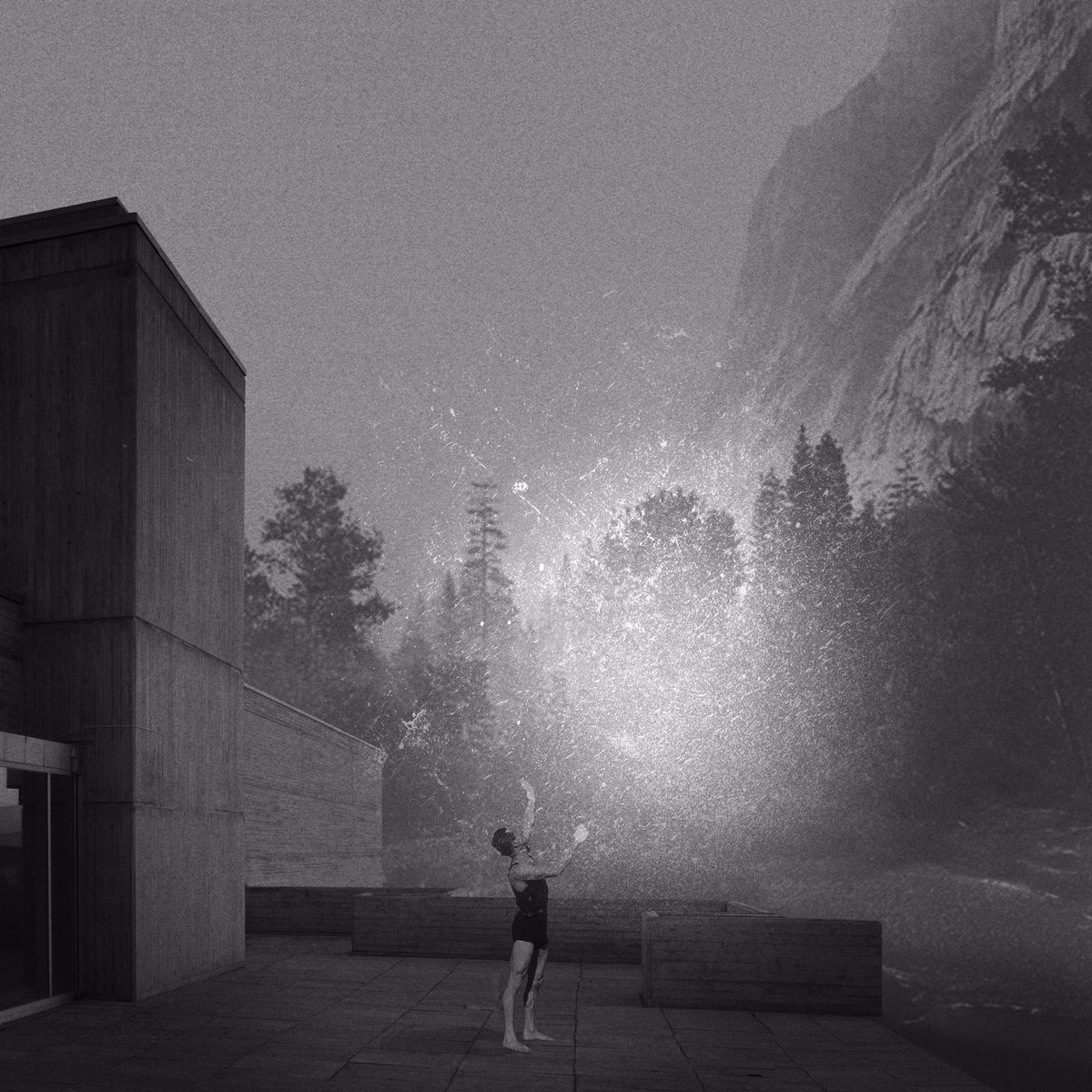 levtermen's tweet photo. Hi there, maybe everything is about past, present or future encounters.

annunciation | 2022 https://t.co/JlSUYeGpA1